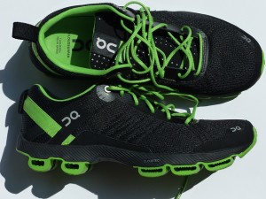 sports-shoes-115150_640